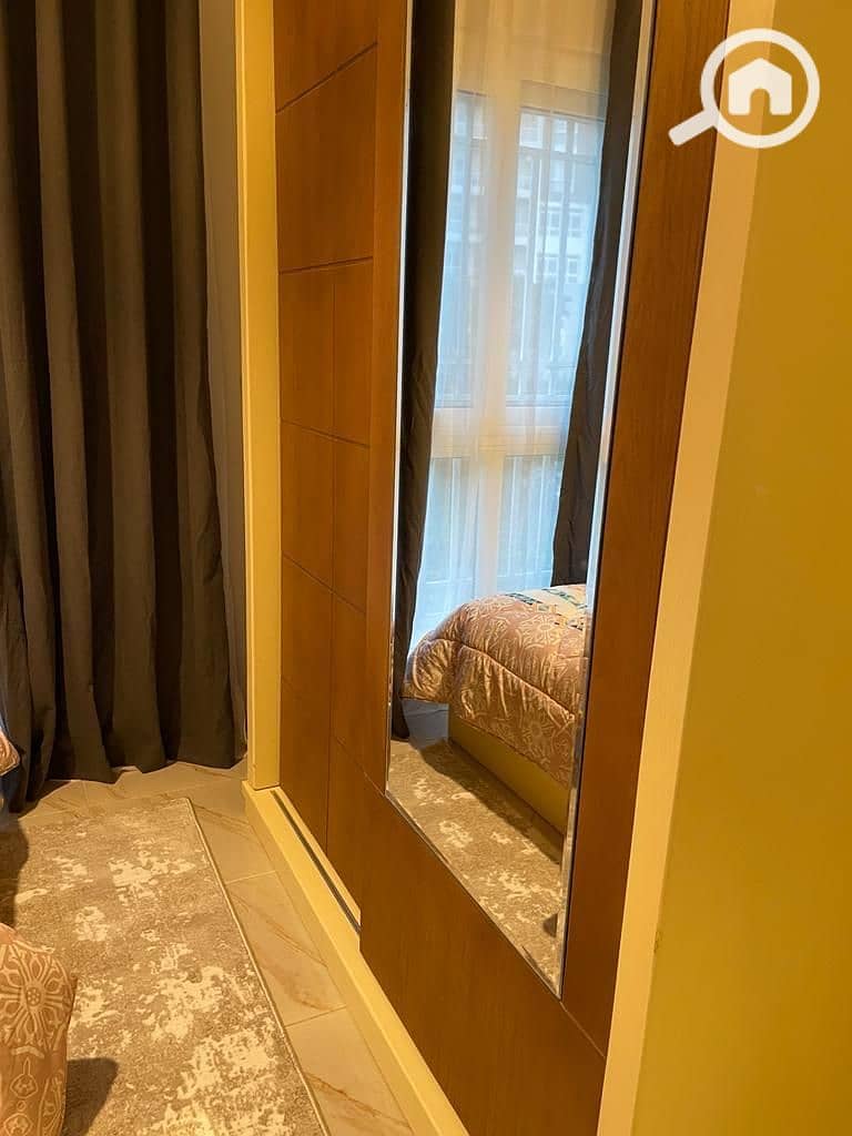 15 f1a70512-c76b-4053-8fd3-3f34cd412d77. jpg