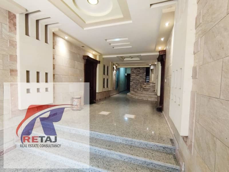 6 c0b4eab6-dbce-40c8-b373-8e06149d6ec7. jpg