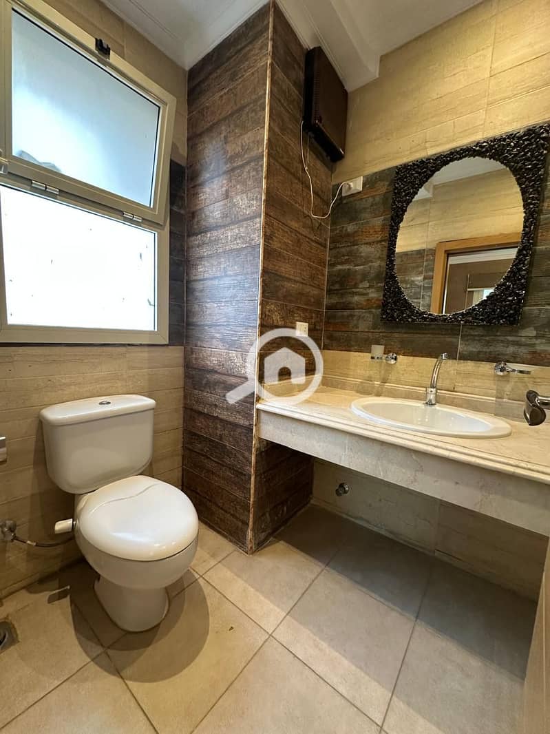 30 WhatsApp Image 2026-01-20 at 23.24. 45. jpeg