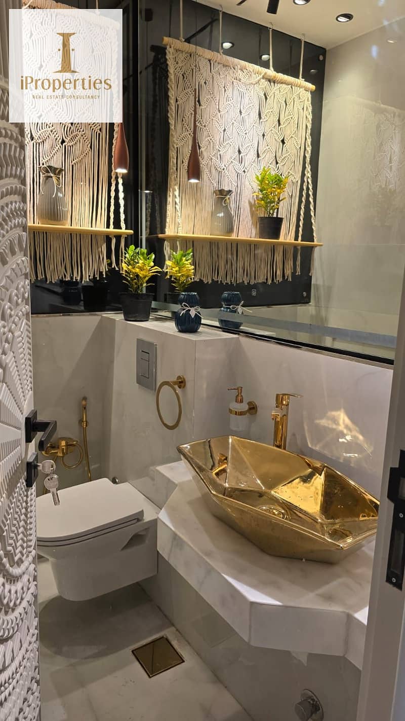 4 234ff5a7-3637-4981-8464-42b7c4e47856. jpeg