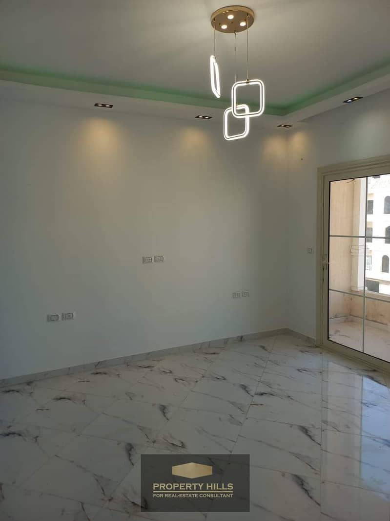 9 84f2b954-3f43-408f-a38c-a02d582ac7d2. jpg