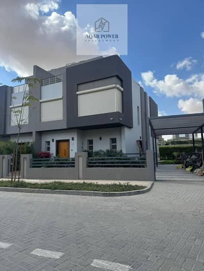 5 Bedroom Twin House for Sale in Sheikh Zayed, Giza - fe45b960-796a-46dd-925b-5eb5180f071c. jpeg 5 Bedroom Twin House for Sale in Sheikh Zayed, Giza - fe45b960-796a-46dd-925b-5eb5180f071c. jpeg