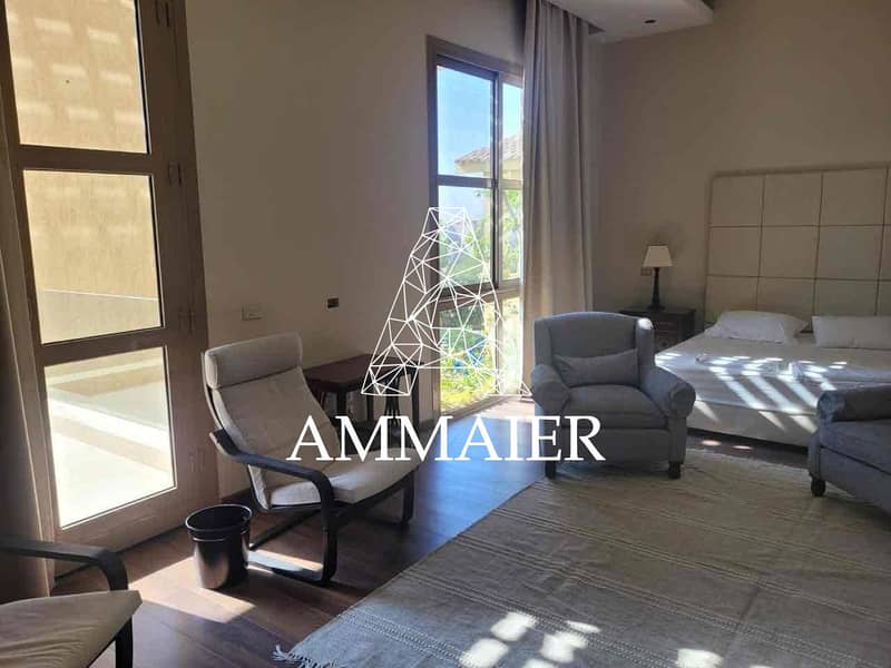 3 a47400d4-dbf1-4d8d-8ca8-c8144b7a3efe. jpg