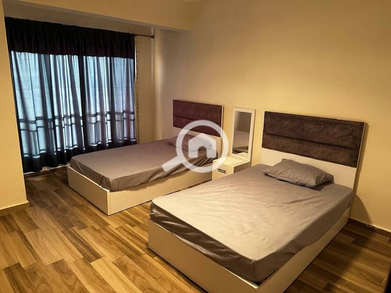 14 4a9f2074-3eb0-45f7-a873-78b82520b7ed. jpeg