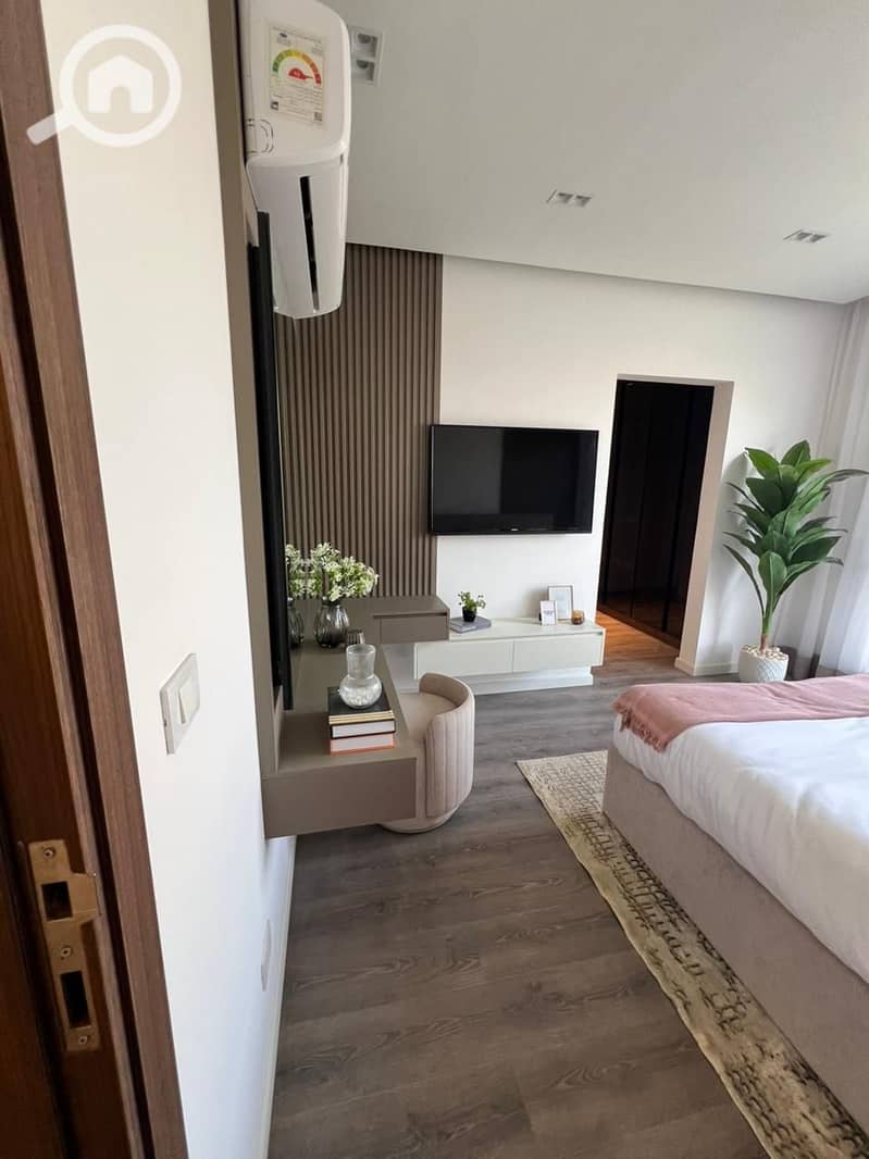 11 WhatsApp Image 2025-11-24 at 20.58. 47_7b16c429. jpg