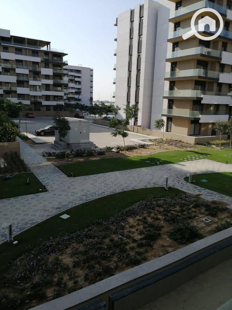 2 76f934eb-3fec-4cf4-8f69-e74df08ab082. jpeg