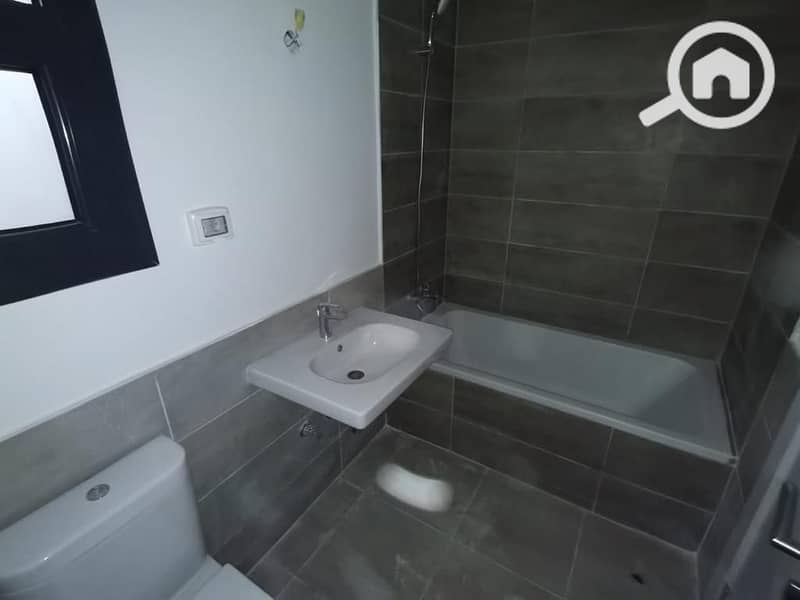 11 ae7e578e-9bc8-4c89-8a8f-1af24fc0393b. jpeg