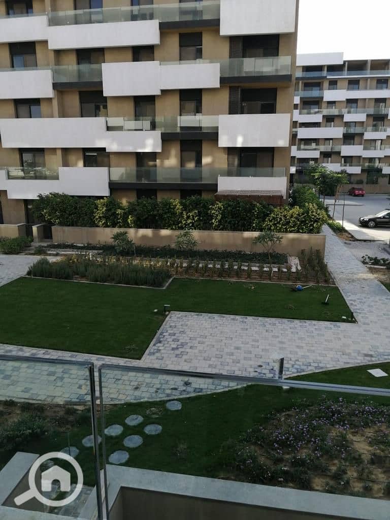 12 bbebf9ce-4170-4210-b4e4-ecdfe4d15098. jpeg