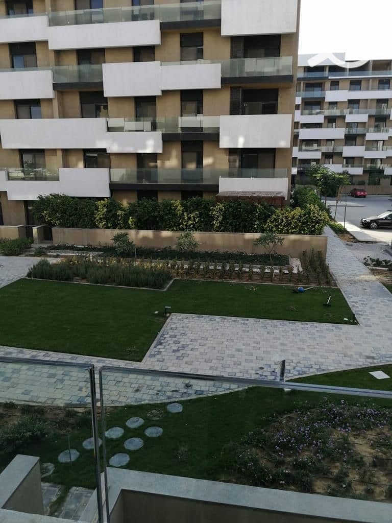 13 a7bbb986-7035-477d-bb19-68ce9c5a30b3. jpeg