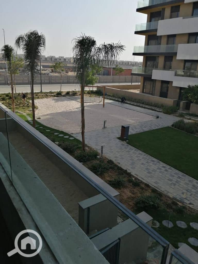 14 01c895eb-96a4-45b1-8c08-0eda2c9654d1. jpeg