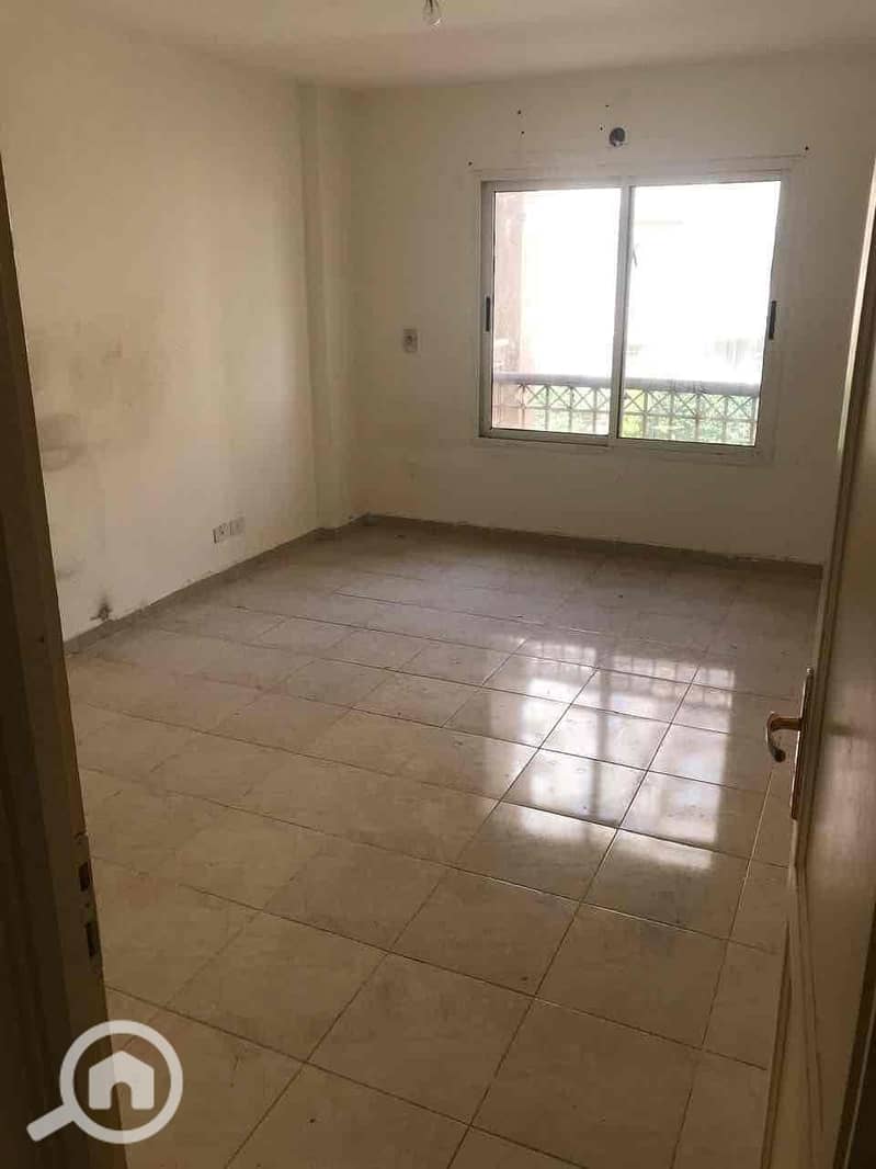 8 19d30c87-f039-47f0-a7f9-bd1b075014da. jpg