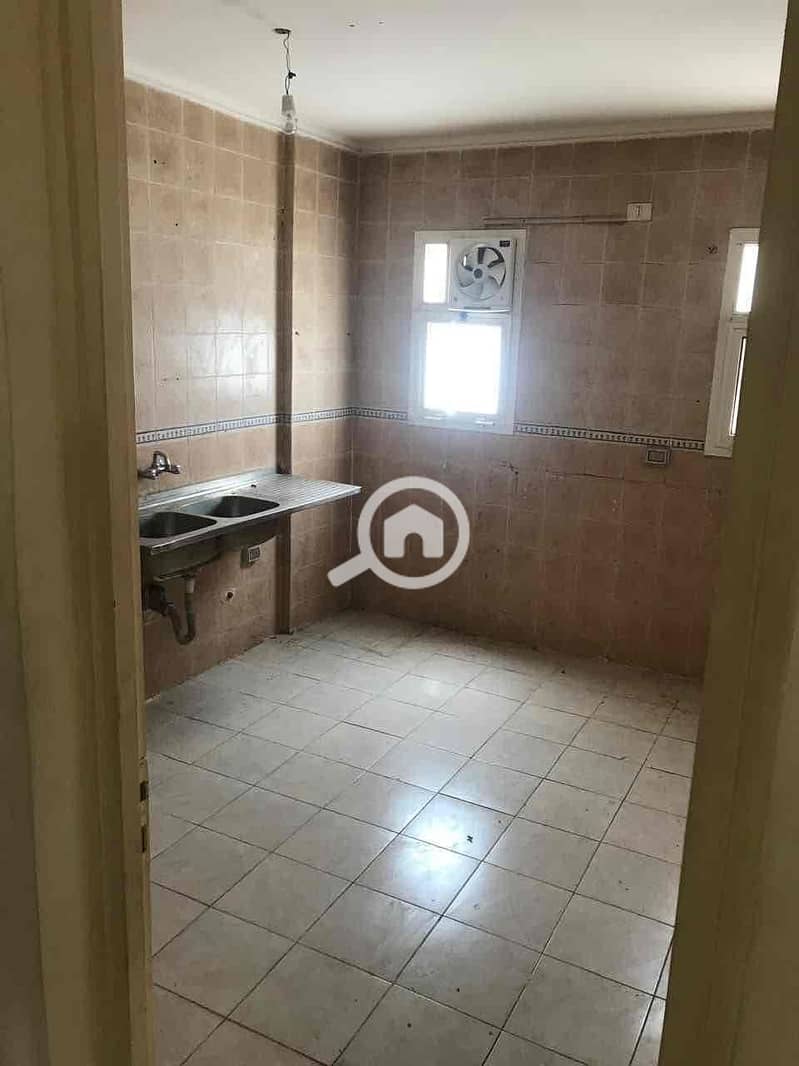 10 6f1650d0-da33-480a-99d6-6fa32dd1b12e. jpg