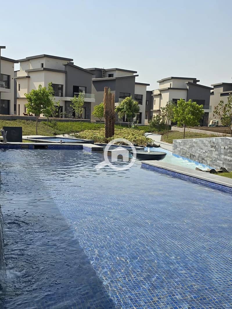 10 572759873_122269373084233445_3266135570756044633_n. jpg