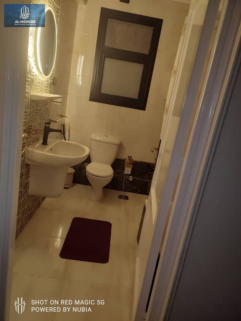 8 48b7a5fa-7678-486a-b7ec-d8d06ffc5f3b. jpg