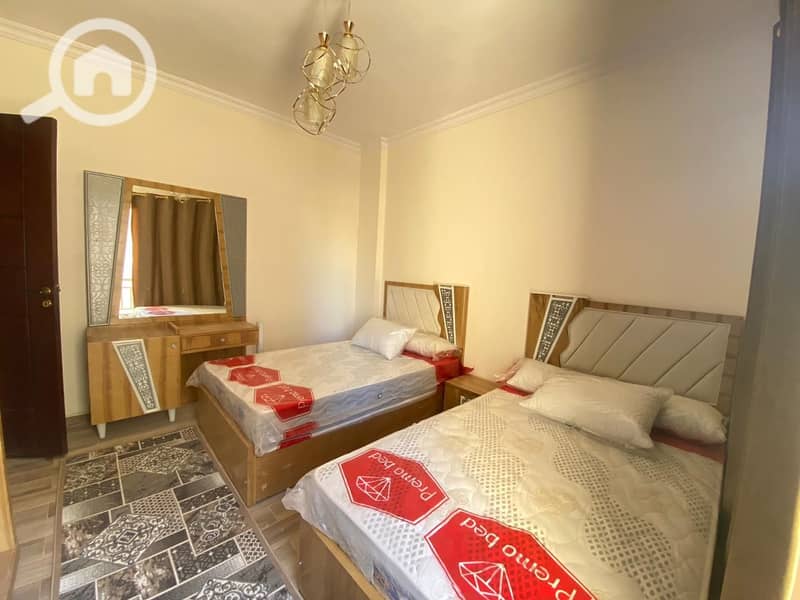 21 20e0d2cf-d0a0-40c8-bacb-ecf2a31aeebf. jpeg