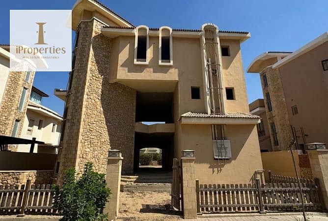 5 8115314-cd3f6o. jpg