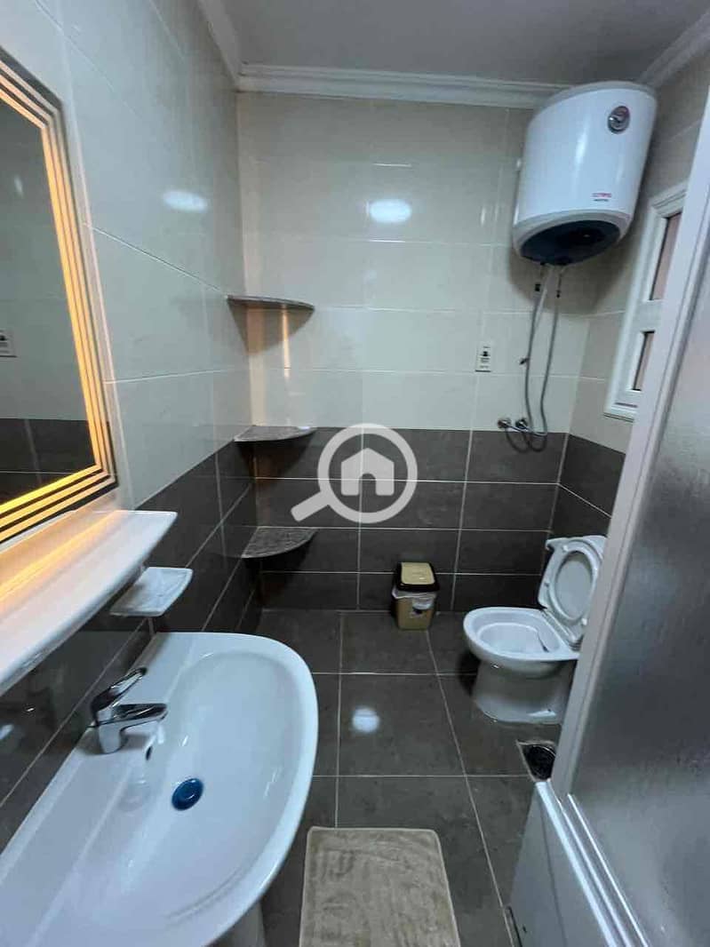 3 4b628ce0-9462-4993-a5ca-0fa4b5865b91. jpg