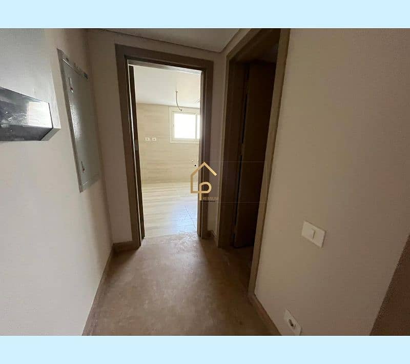 4 WhatsApp Image 2026-01-17 at 4.30. 59 PM (1). jpg