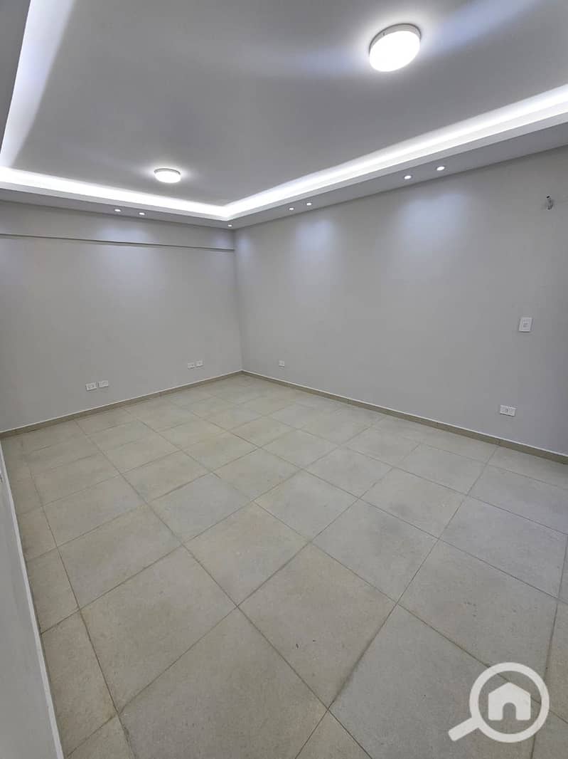 5 WhatsApp Image 2025-12-15 at 4.16. 03 PM (8). jpeg