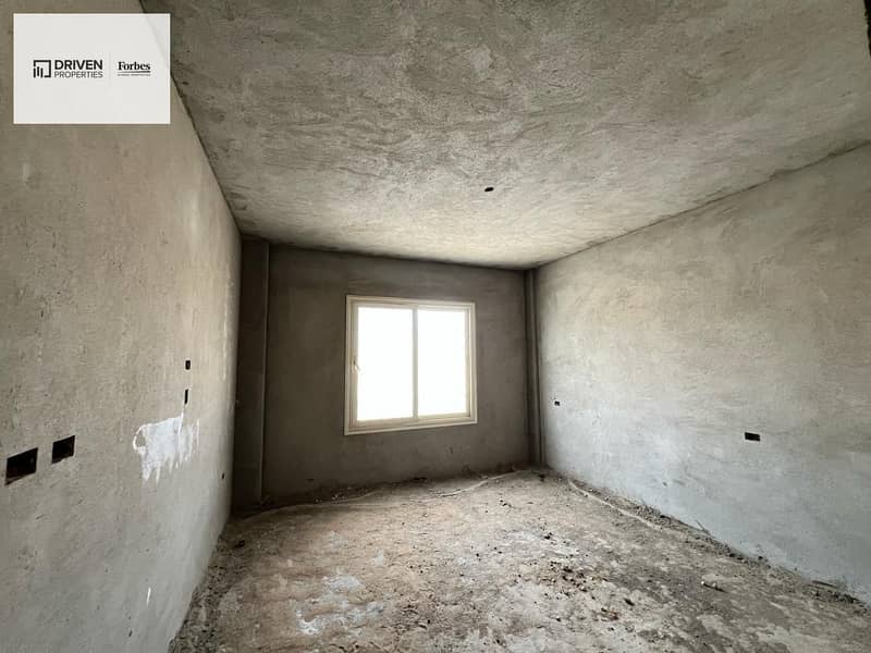 5 WhatsApp Image 2026-01-19 at 12.18. 50 PM (1). jpeg