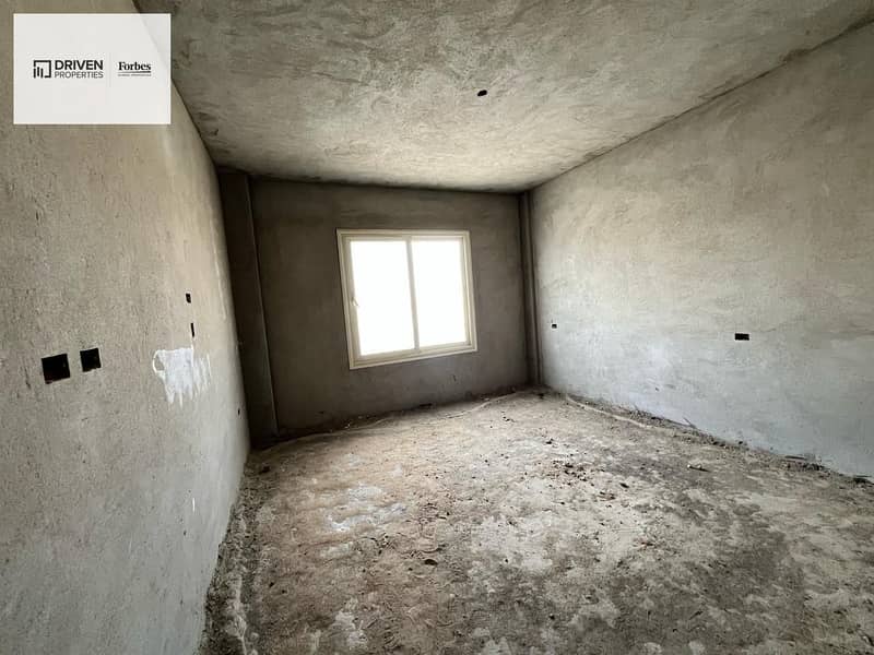 6 WhatsApp Image 2026-01-19 at 12.18. 50 PM (2). jpeg