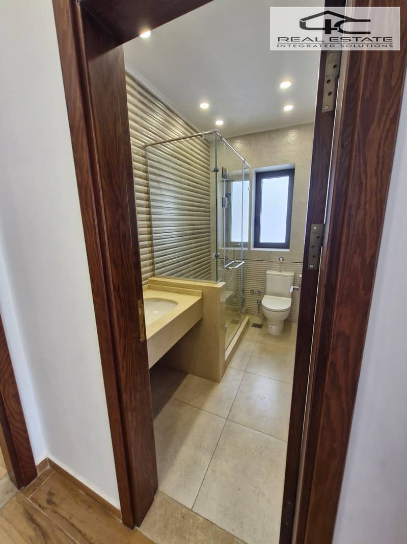 5 WhatsApp Image 2026-01-21 at 1.02. 00 PM. jpeg