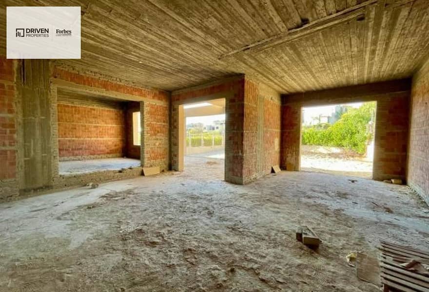 8 bfc9500e-1bd5-420a-84e7-7e220a567568. jpg