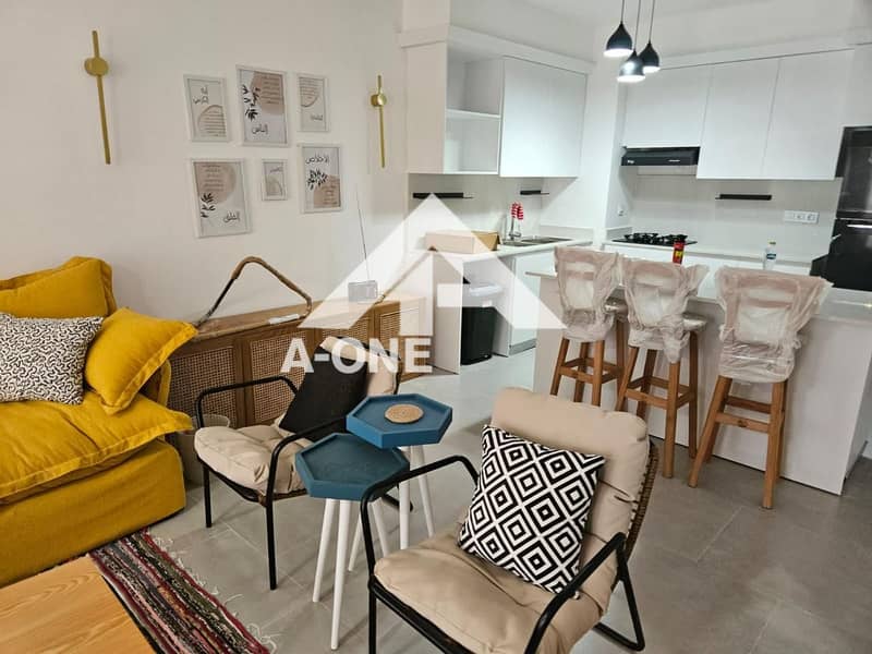 4 7ea8e35b-2479-4a03-9497-d299d901d439. jpg