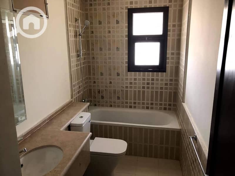 6 214791760_4655533334474073_1535759312253225193_n. jpg