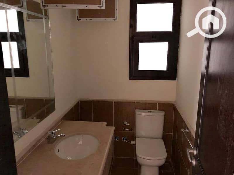 8 216919063_4655535547807185_4580274416557805159_n. jpg