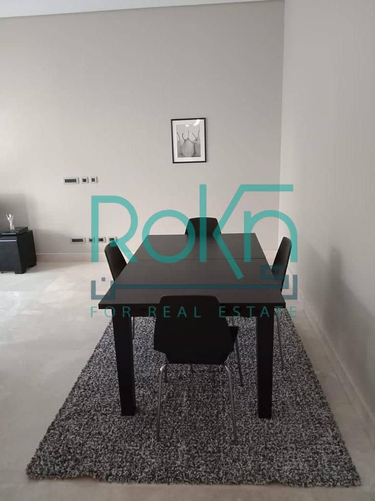 7 684fe1ca-1b2d-436b-bc06-d19b59a9900f. jpg