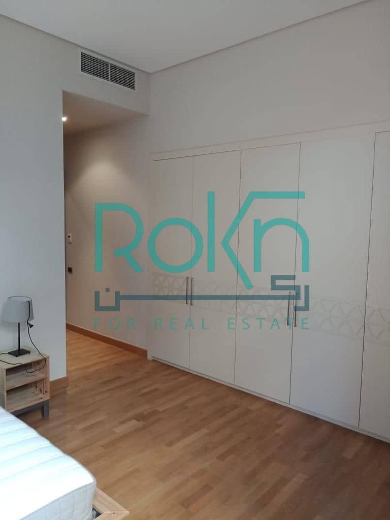 8 d17a080d-5cd3-4d31-921d-769fd7c6e3d0. jpg