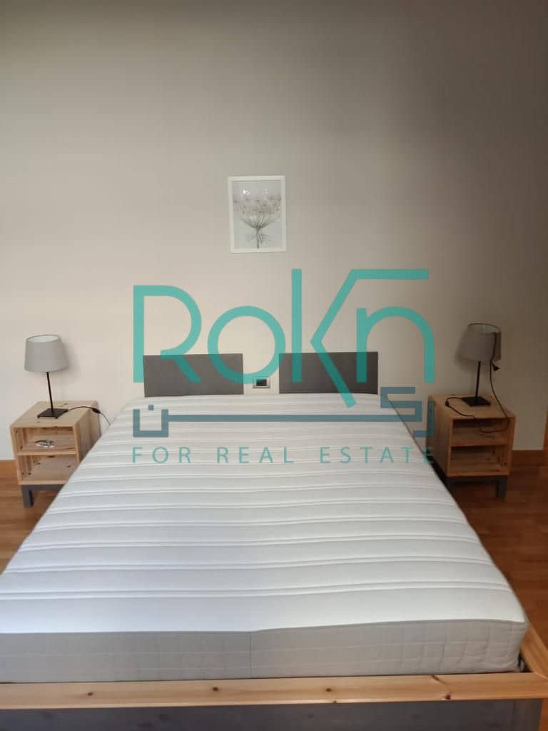 18 76304087-594a-4351-bd4a-f6b3529dd754. jpg