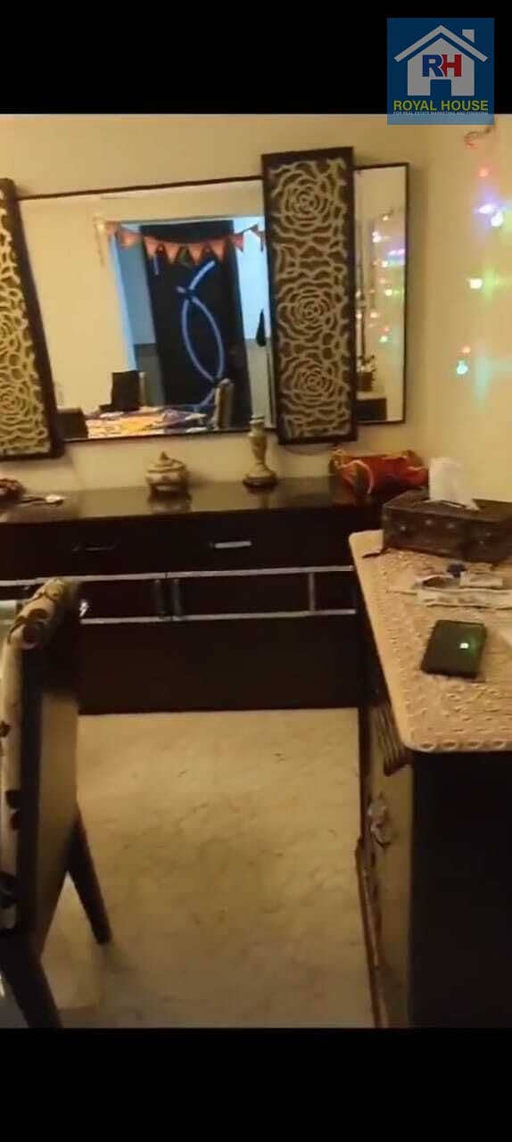 5 29d9b92c-9ddb-4f9e-84ad-1f4d653d724b. jpg