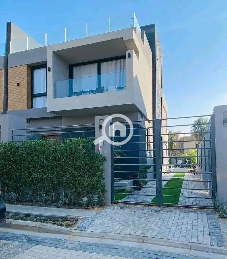 2 26256161-800x600. JPG