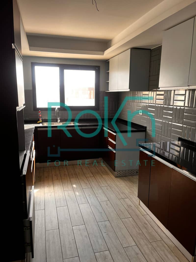 3 5b6d93d2-a987-4536-97b5-da0824b6e6b2. jpg