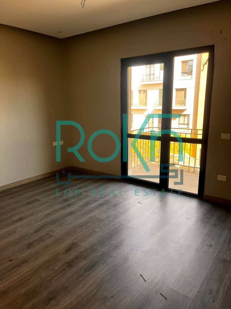 6 65f57e0a-aeec-47d2-bbdb-d0a73b60422b. jpg