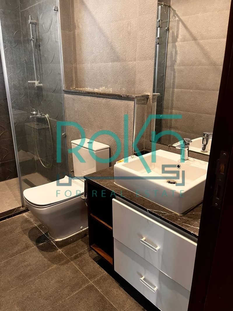 15 d9b810de-6a92-4efc-b6ab-da49be808a40. jpg