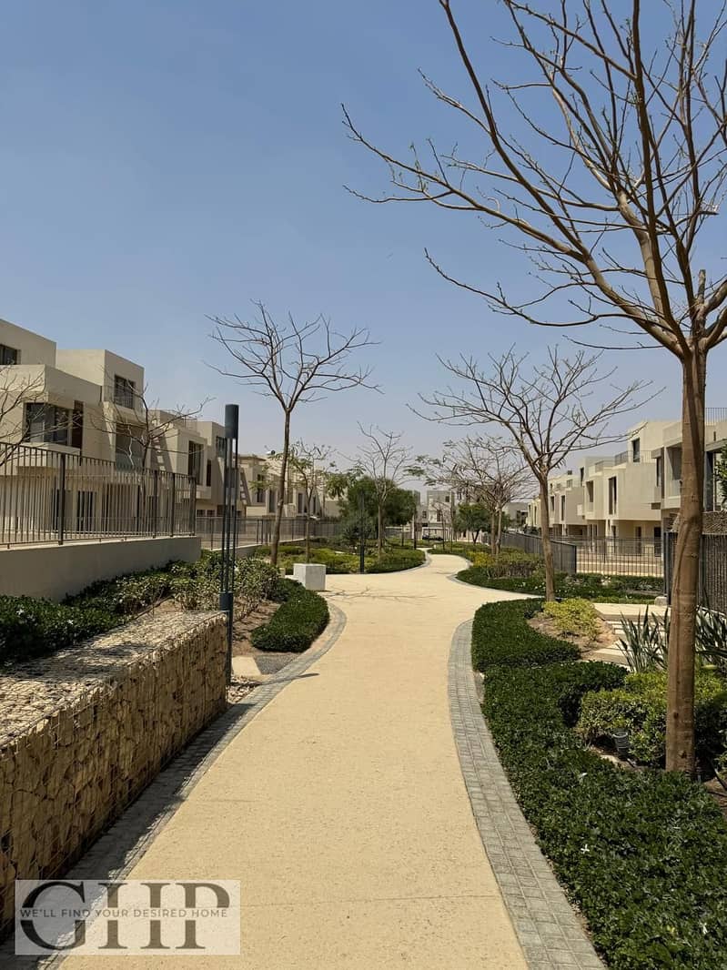 2 041e83be-2e72-4aa6-bea9-f89791507d54. jpg