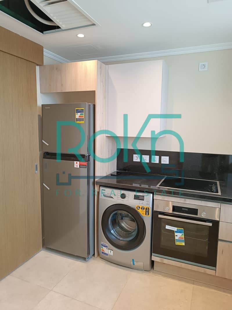 10 efbe819d-bce5-4653-aea2-47c9d9c04f0e. jpg