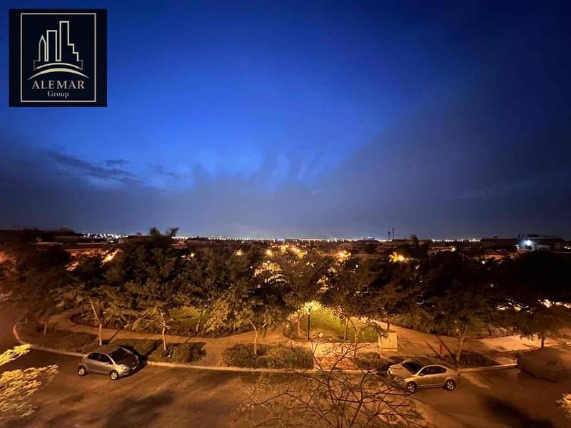 7 6e25e677-c346-4f87-af5f-5a52e94fc5a6. jpg