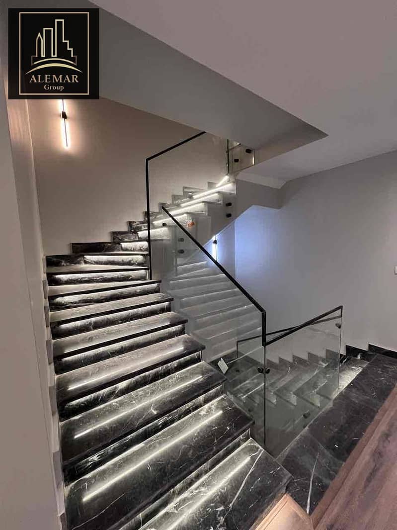 8 07e99086-7fec-441f-b928-0c7ae8b341d1. jpg