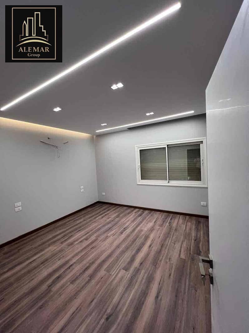 10 94283bc0-b953-4490-aa32-ed679500b828. jpg