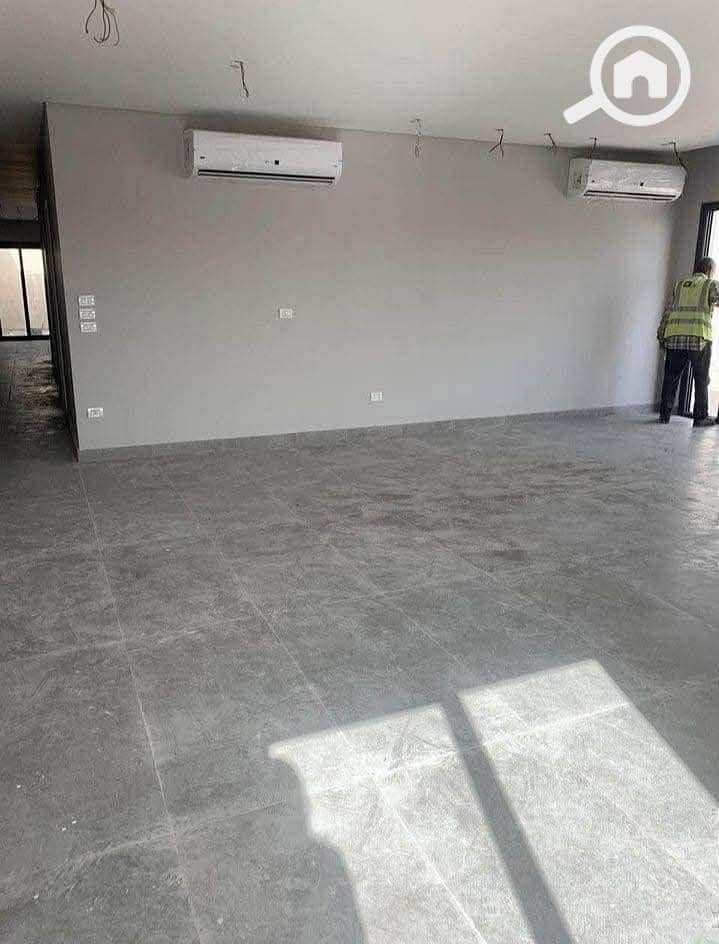 3 54095b37-e1c0-4f7f-8f50-759567646f70. jpg