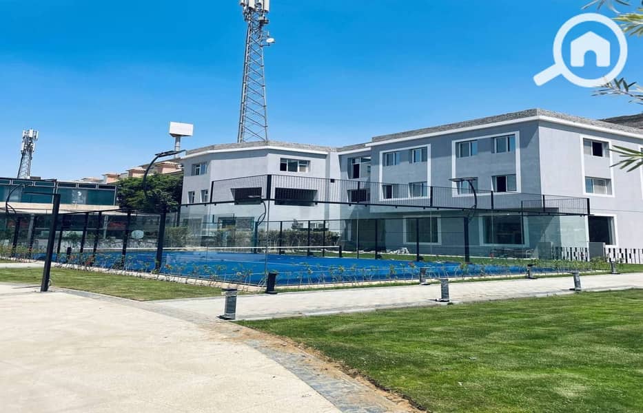 10 photo_5958719931937833205_y. jpg