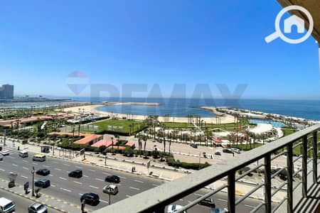 فلیٹ 3 غرف نوم للايجار في سان ستيفانو، الإسكندرية - 1. jpg