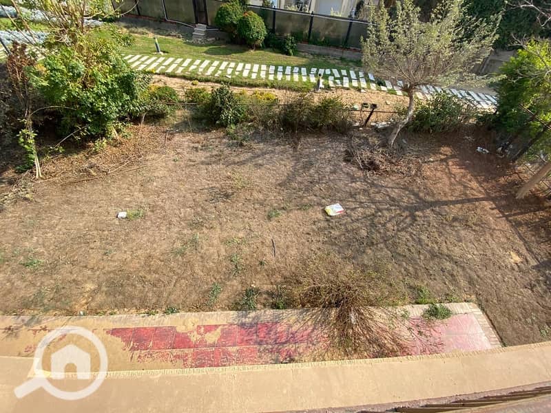 3 1e4602f6-717d-44e8-a3e0-5755cd33e065. jpg