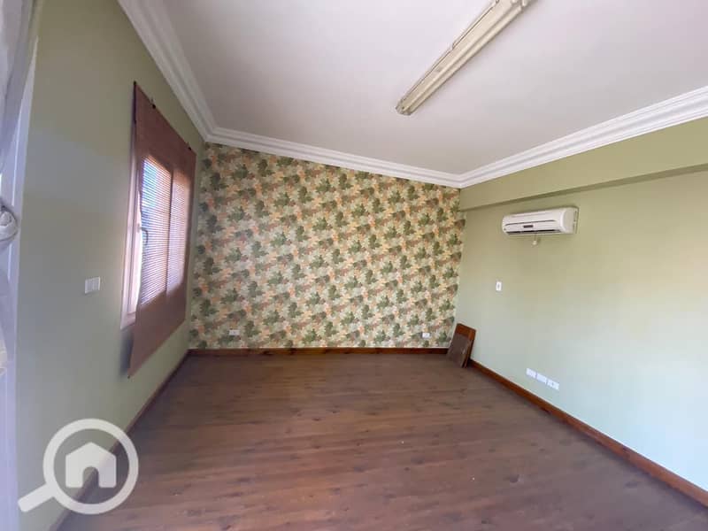 8 295ba9b2-22ef-4b0e-b5bc-53e88e62469e. jpg