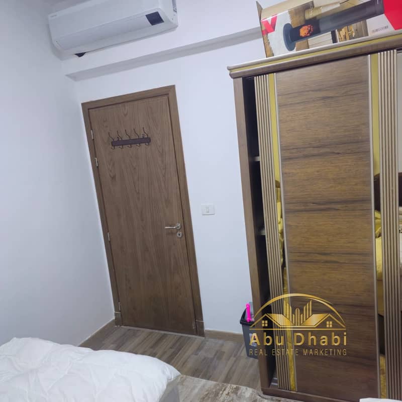 12 f5a61a00-9b56-4524-8979-d74523366e05. jpg