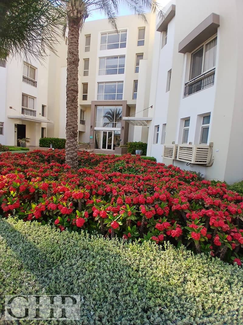 2 2a103254-bc74-46b1-8301-f38ec44b68c5. jpg